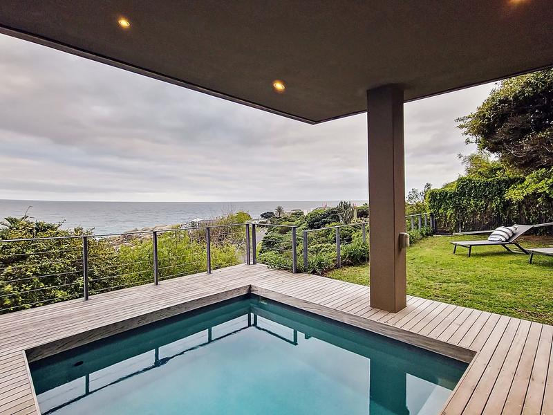 5 Bedroom Property for Sale in Bakoven Western Cape